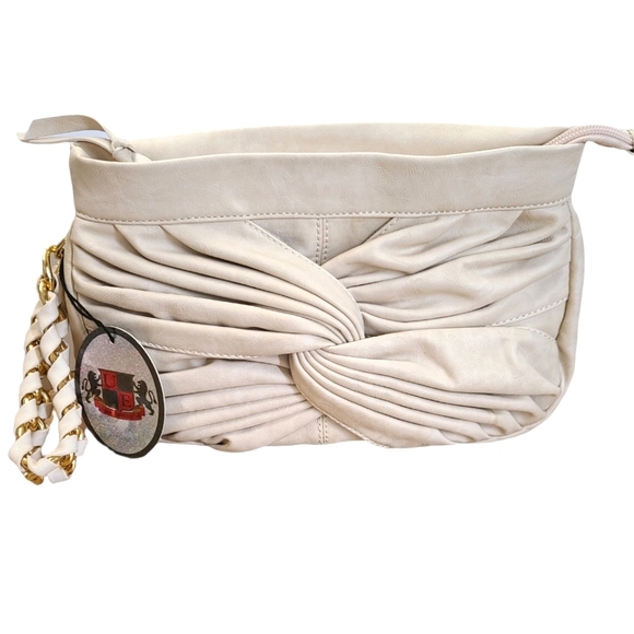 New with Tags Urban Expressions Vegan Leather Twist Front Bag - Picture 2 of 8